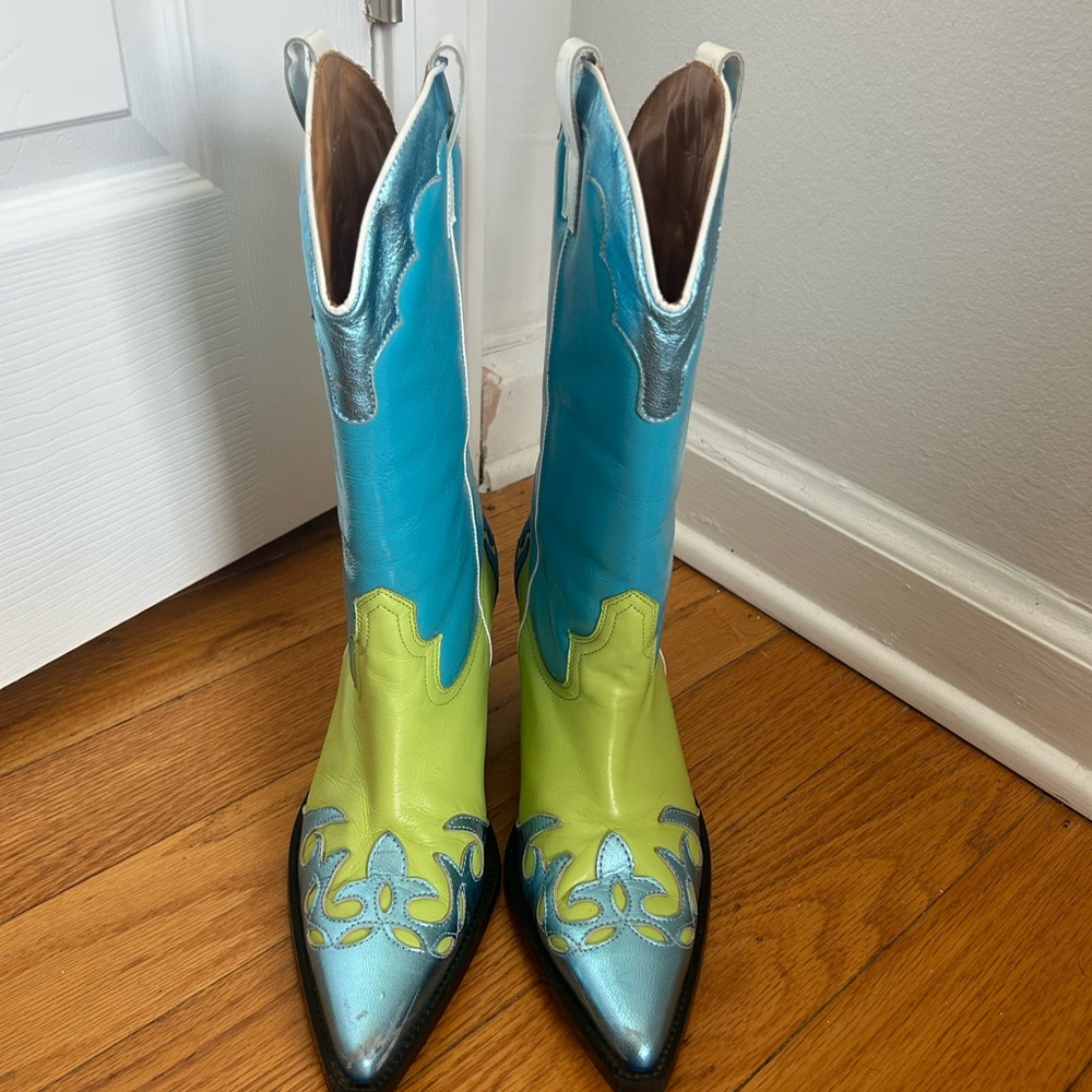 Toral western boots